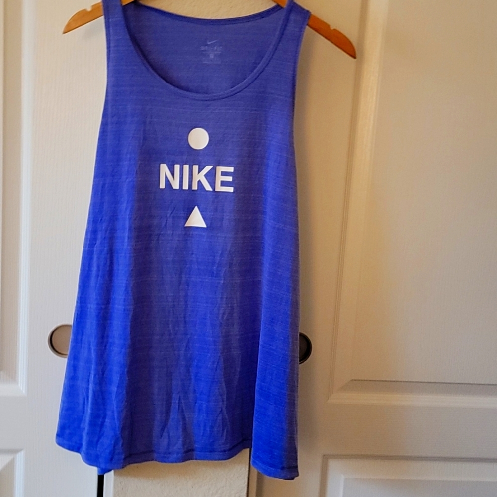 NIKE Tank